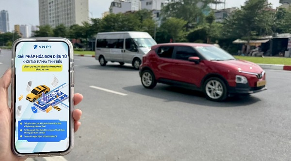 Từ 1/6/2025 taxi phải lập hóa đơn điện tử ngay khi kết thúc chuyến đi