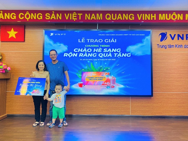 TTKD VNPT TP. HỒ CHÍ MINH TRAO THƯỞNG CHƯƠNG TRÌNH KHUYẾN MẠI 